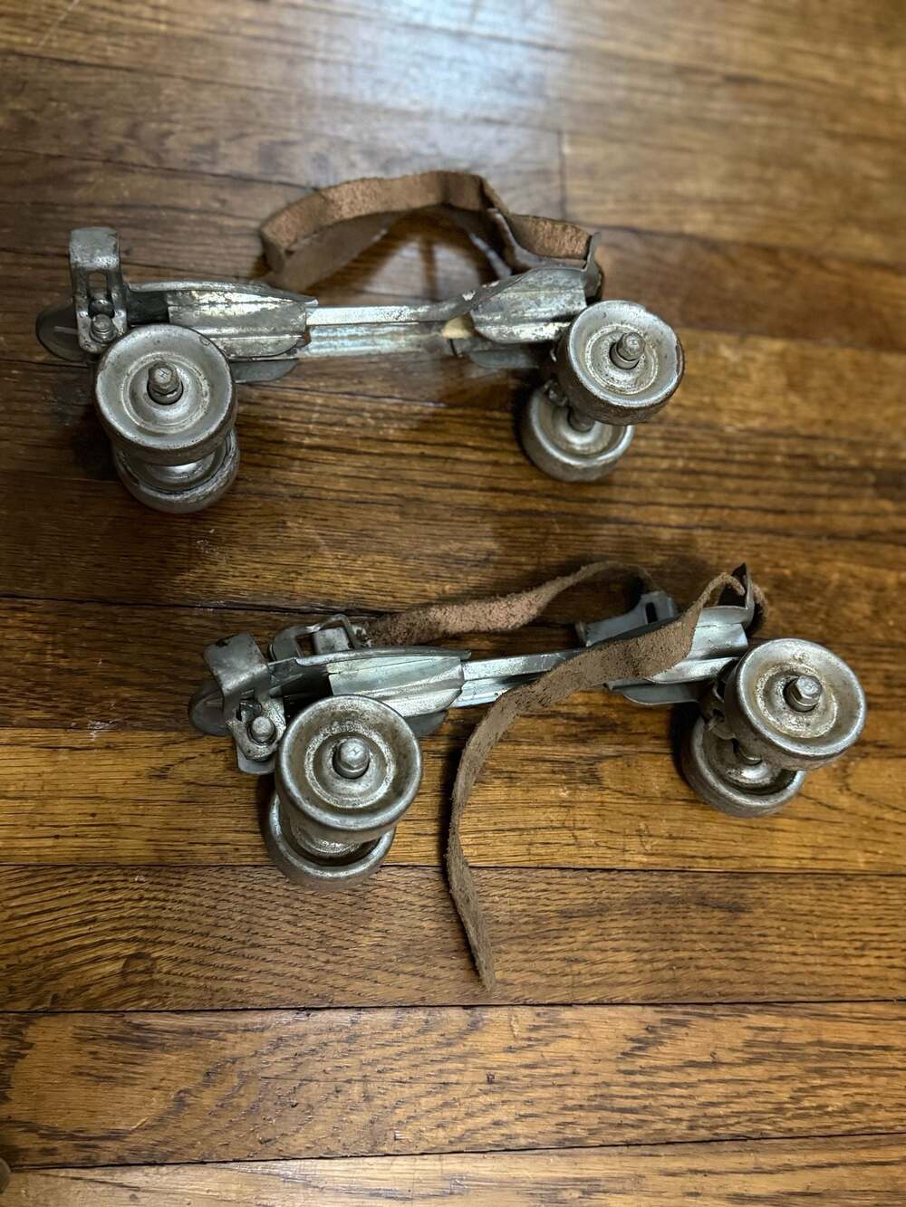 Vintage‎ Midcentury Speedster Roller Skates - Picture 3 of 3